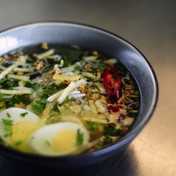 Soto Ayam - Traditionele Indonesische maaltijdsoep op Molukse wijze - Afbeelding 2