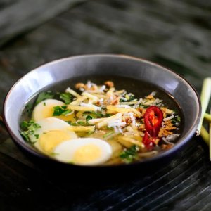Soto Ayam - Tante Kookt - Moluks Eten Thuisbezorgd